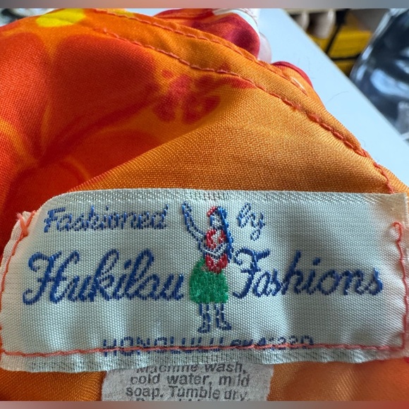 Vintage 70s Hukilau Paradise Hibiscus Floral Red Orange Ruffle Hawaiian Dress - Picture 6 of 10